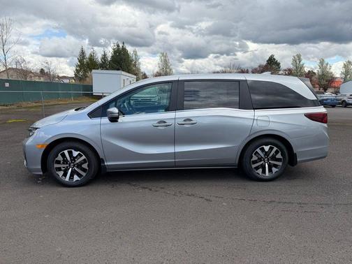 Solar Silver Metallic 2026 Honda Odyssey EX-L