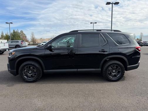 2026 Honda Pilot TrailSport