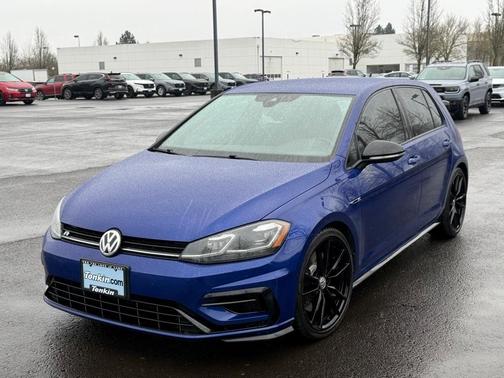 2019 Volkswagen Golf R 2.0T w/DCC & Navigation