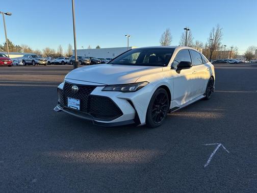 2020 Toyota Avalon TRD