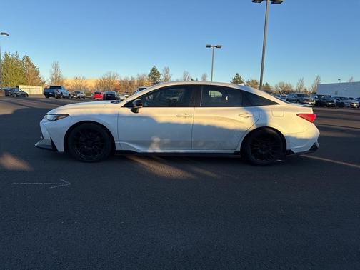 2020 Toyota Avalon TRD