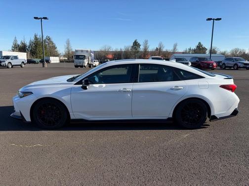 2020 Toyota Avalon TRD