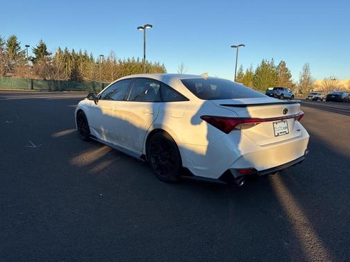 2020 Toyota Avalon TRD