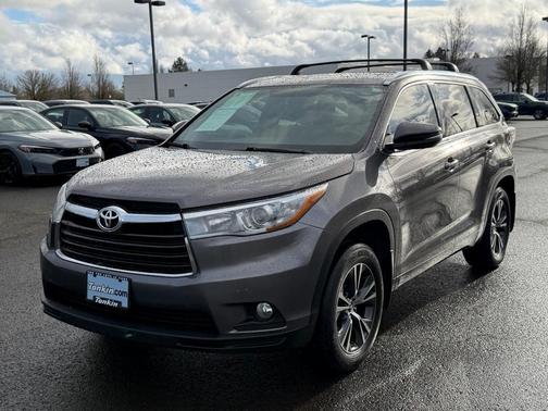 2016 Toyota Highlander XLE