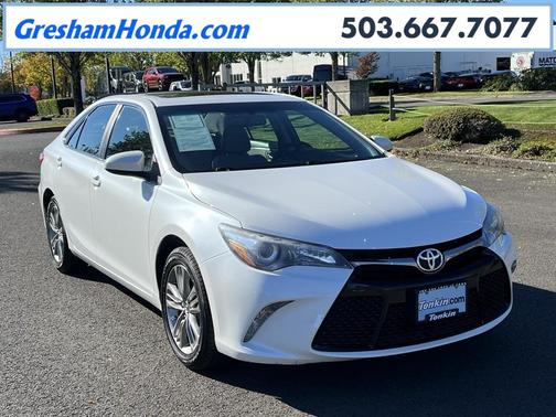 2017 Toyota Camry SE