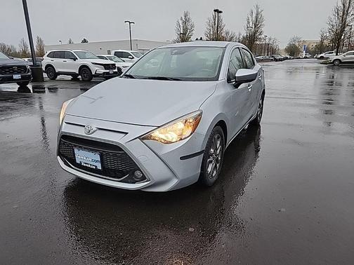 2019 Toyota Yaris Sedan LE