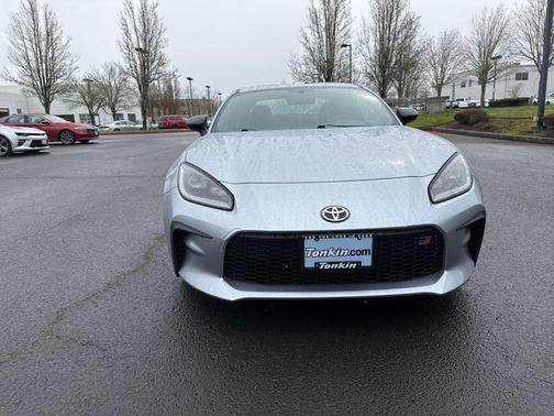 2025 Toyota GR86 Base