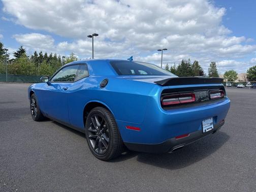 B5 Blue Pearlcoat 2023 Dodge Challenger SXT