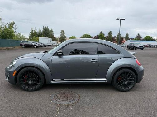 Platinum Gray Metallic 2013 Volkswagen Beetle R-Line