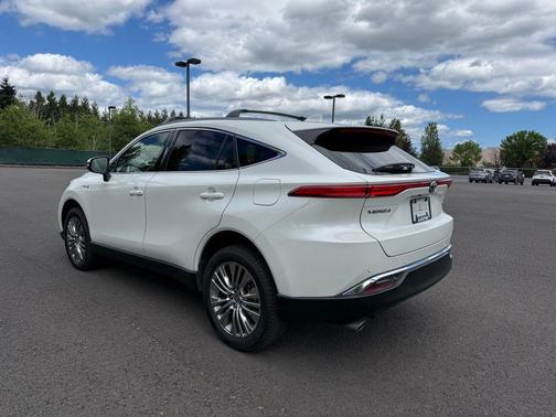 Blizzard Pearl 2021 Toyota Venza Limited