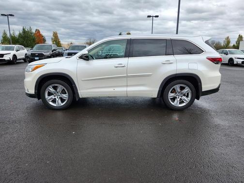 2016 Toyota Highlander Limited
