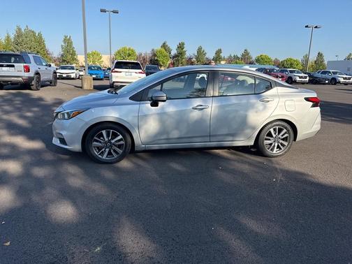2020 Nissan Versa 1.6 SV