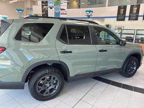 Ash Green 2026 Honda Pilot TrailSport