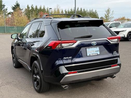 2019 Toyota RAV4 Hybrid XSE