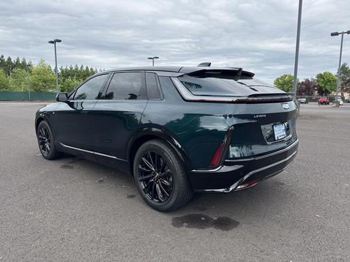 Emerald 2024 Cadillac LYRIQ Sport