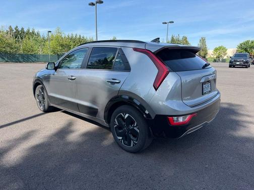 Steel Gray 2023 Kia Niro EV Wind