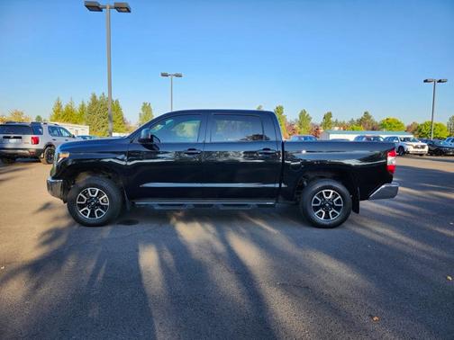 2019 Toyota Tundra SR5