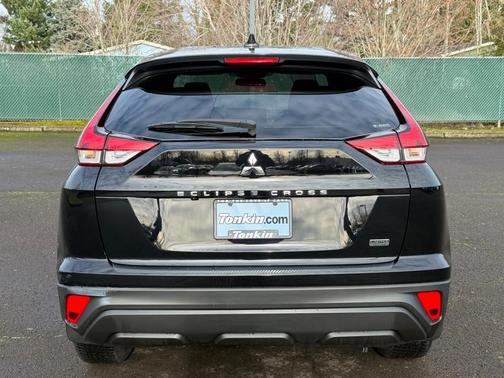 2022 Mitsubishi Eclipse Cross LE