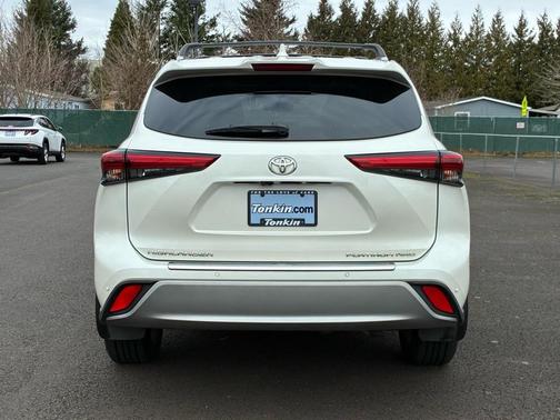 2020 Toyota Highlander Platinum