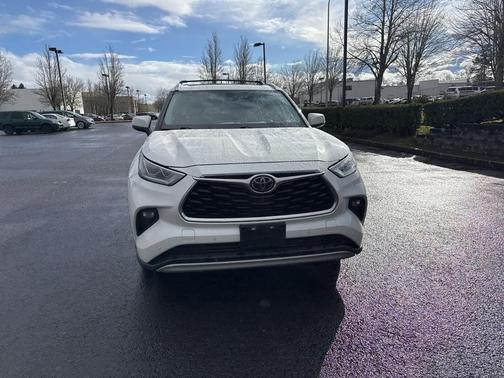 2020 Toyota Highlander Platinum