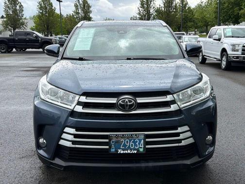 Shoreline Blue Pearl 2017 Toyota Highlander XLE