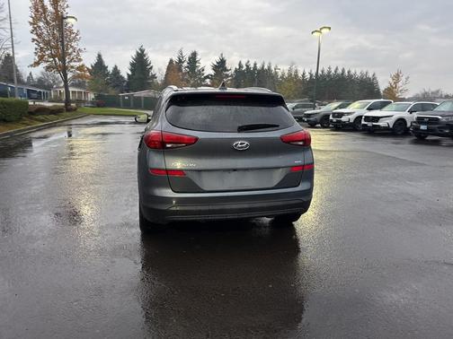 2019 Hyundai TUCSON SE