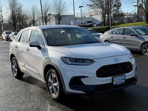 2025 Honda HR-V LX