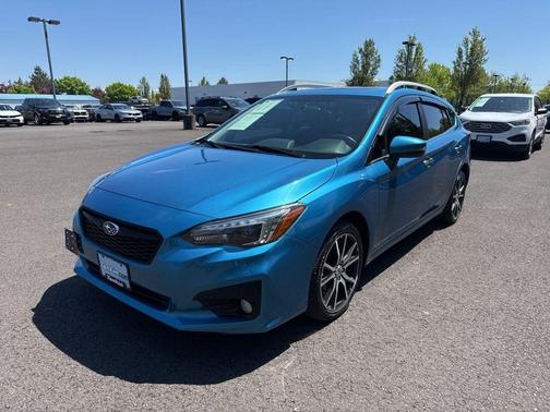 Island Blue Pearl 2018 Subaru Impreza 2.0i Limited