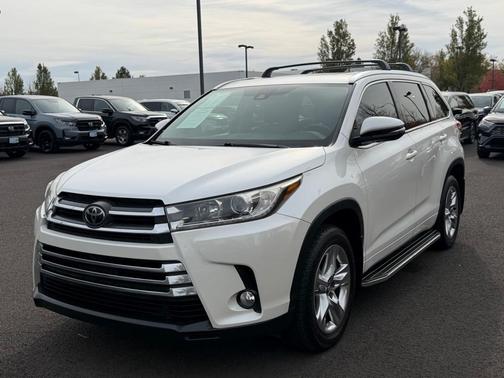 2017 Toyota Highlander Limited
