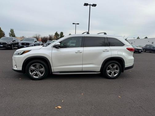 2017 Toyota Highlander Limited