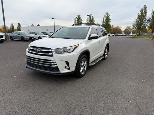 2017 Toyota Highlander Limited
