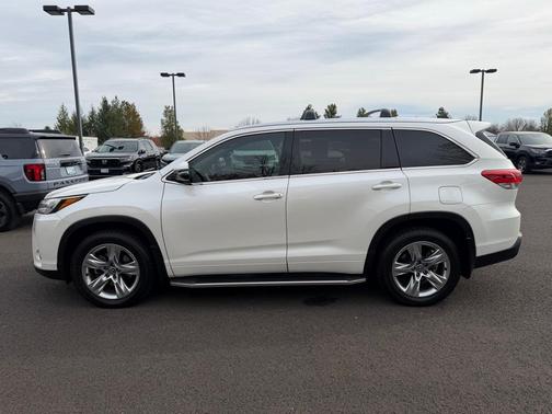 2017 Toyota Highlander Limited