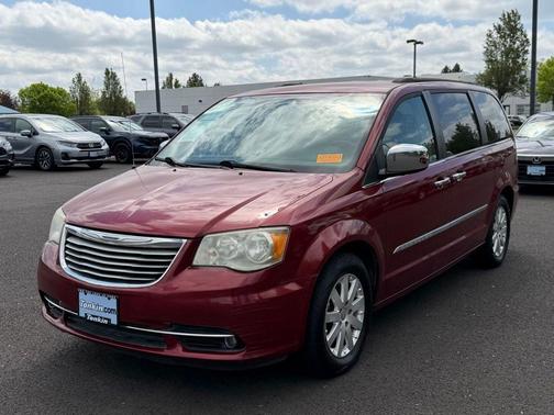 Deep Cherry Red Crystal Pearlcoat 2014 Chrysler Town & Country Touring