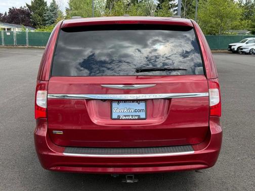 Deep Cherry Red Crystal Pearlcoat 2014 Chrysler Town & Country Touring