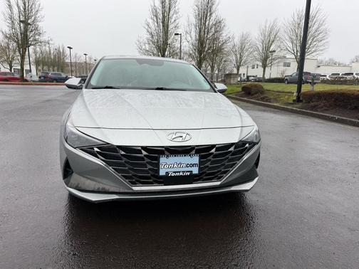 2021 Hyundai ELANTRA Limited