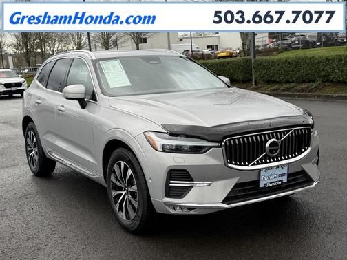 2023 Volvo XC60 B5 Plus Bright Theme
