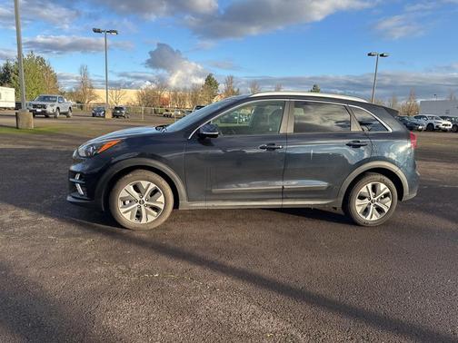2022 Kia Niro EV EX