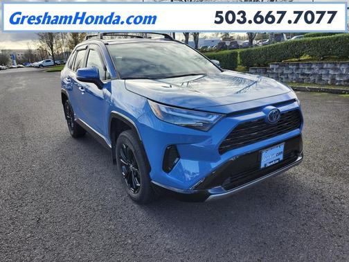 2022 Toyota RAV4 Hybrid SE