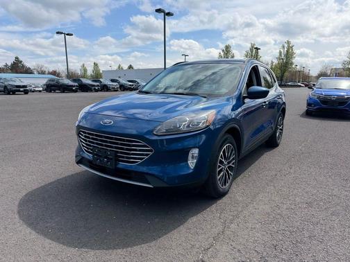 Atlas Blue Metallic 2022 Ford Escape PHEV Titanium