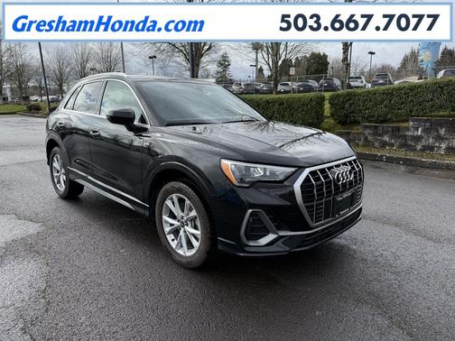 2022 Audi Q3 45 S line Premium