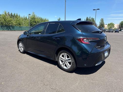 Galactic Aqua 2021 Toyota Corolla Hatchback SE