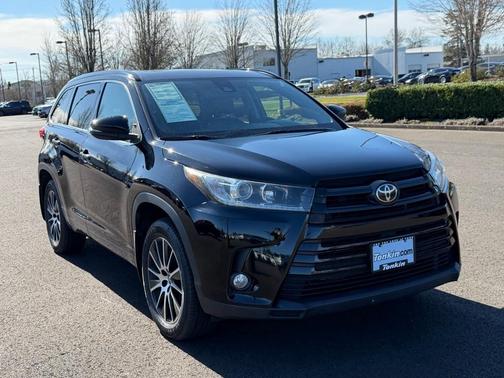 2018 Toyota Highlander SE