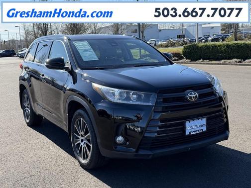 2018 Toyota Highlander SE