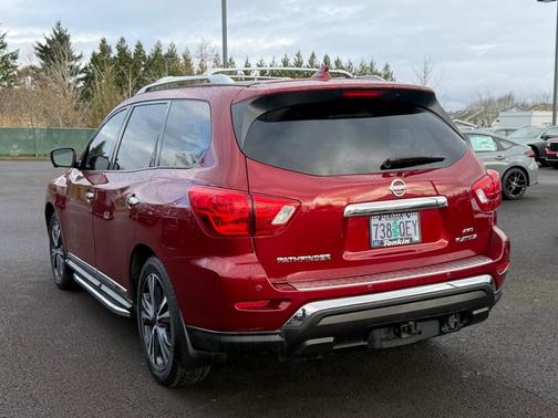 2019 Nissan Pathfinder Platinum