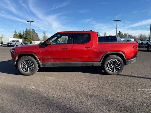 2025 Rivian R1T Adventure Package