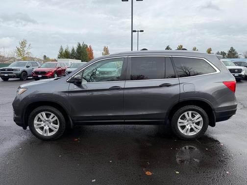 2016 Honda Pilot LX