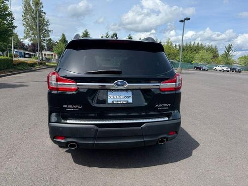 Crystal Black Silica 2019 Subaru Ascent Limited 7-Passenger