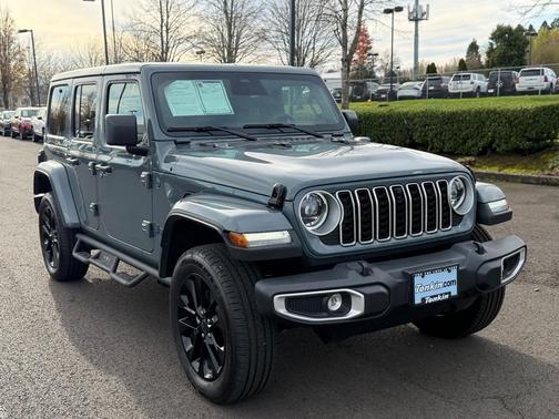 2025 Jeep Wrangler 4xe Sahara