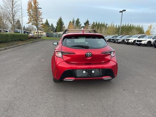 2022 Toyota Corolla Hatchback SE