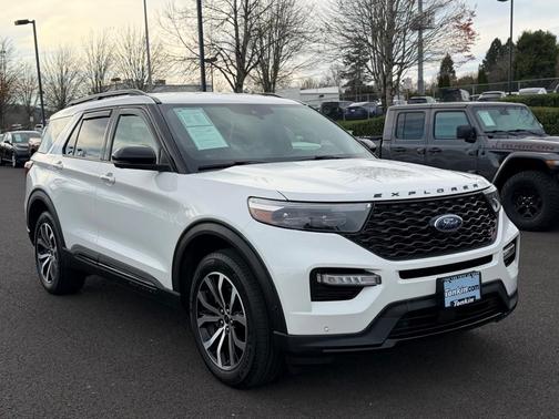 2020 Ford Explorer ST
